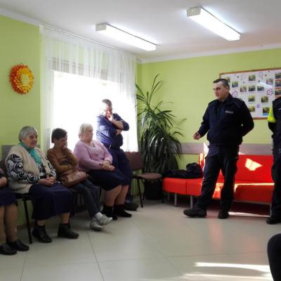 Spotkanie z funkcjonariuszami Komendy Policji w Wisznicach
